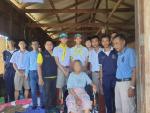 เยี่ยมเยียนเเละมอบรถเข็นสำหรับผู้พิการสำหรับผู้ป่วยติดบ้าน